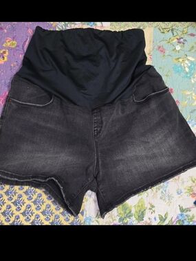 Isabel Maternity by Ingrid & Isabel Black High-Waist Maternity Denim Shorts